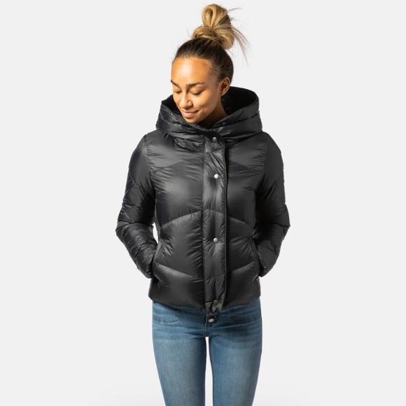 Cotopaxi Nina Crop Down Jacket - Picture 8 of 9
